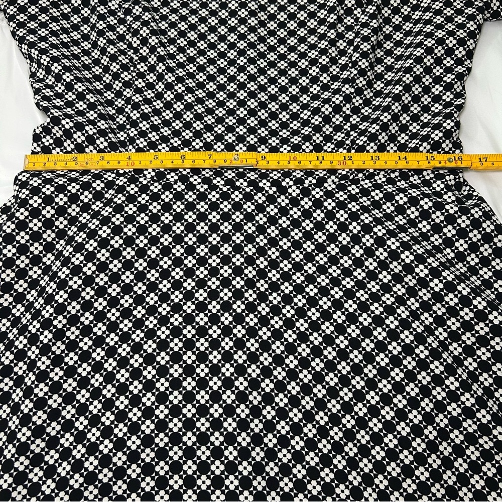 NWOT Talbots Black & White Checkered Flutter Sleeve Fit & Flare Dress Size 14 - Picture 9 of 16